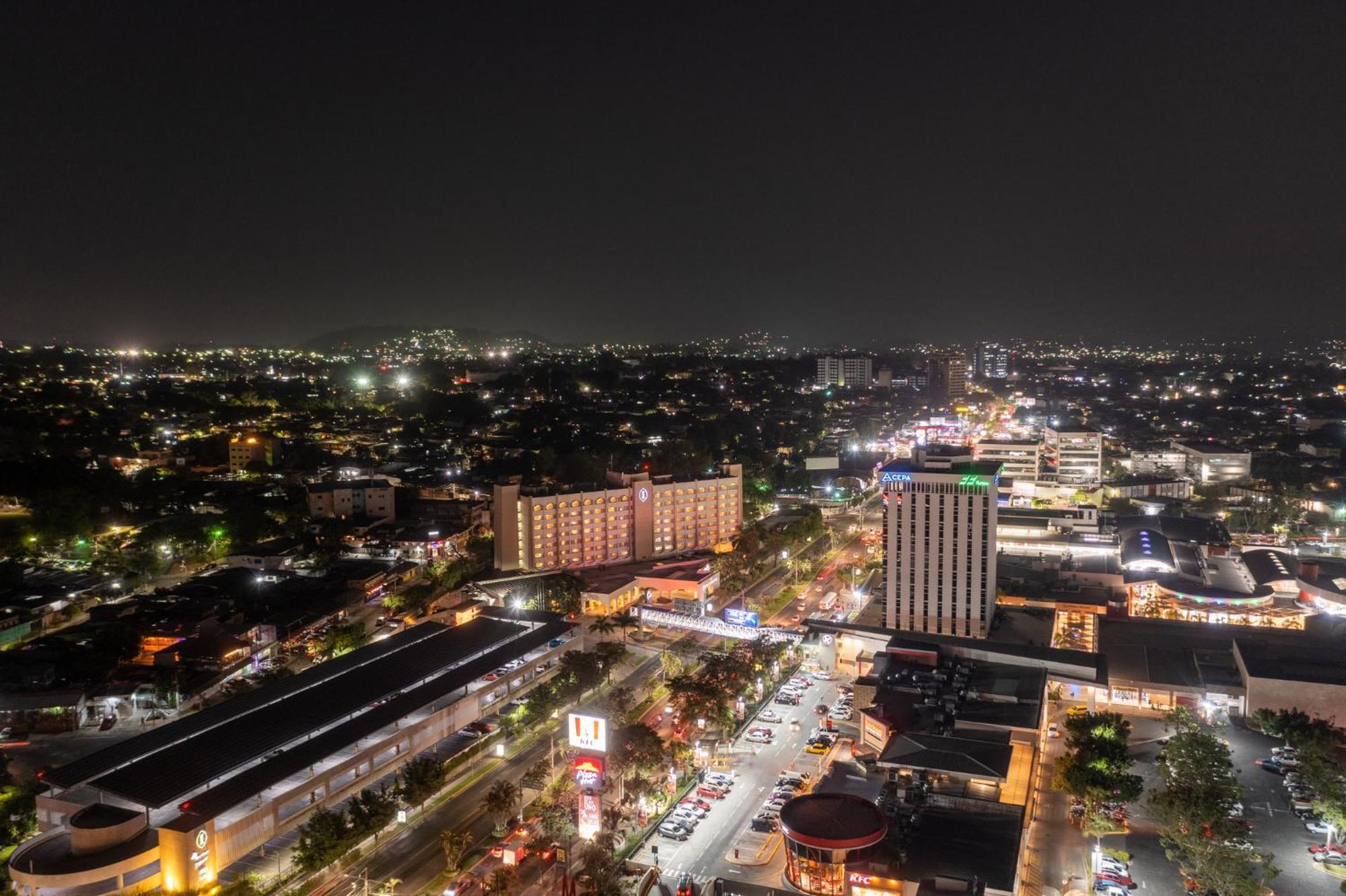 Hotel Real Intercontinental San Salvador By Ihg Extérieur photo